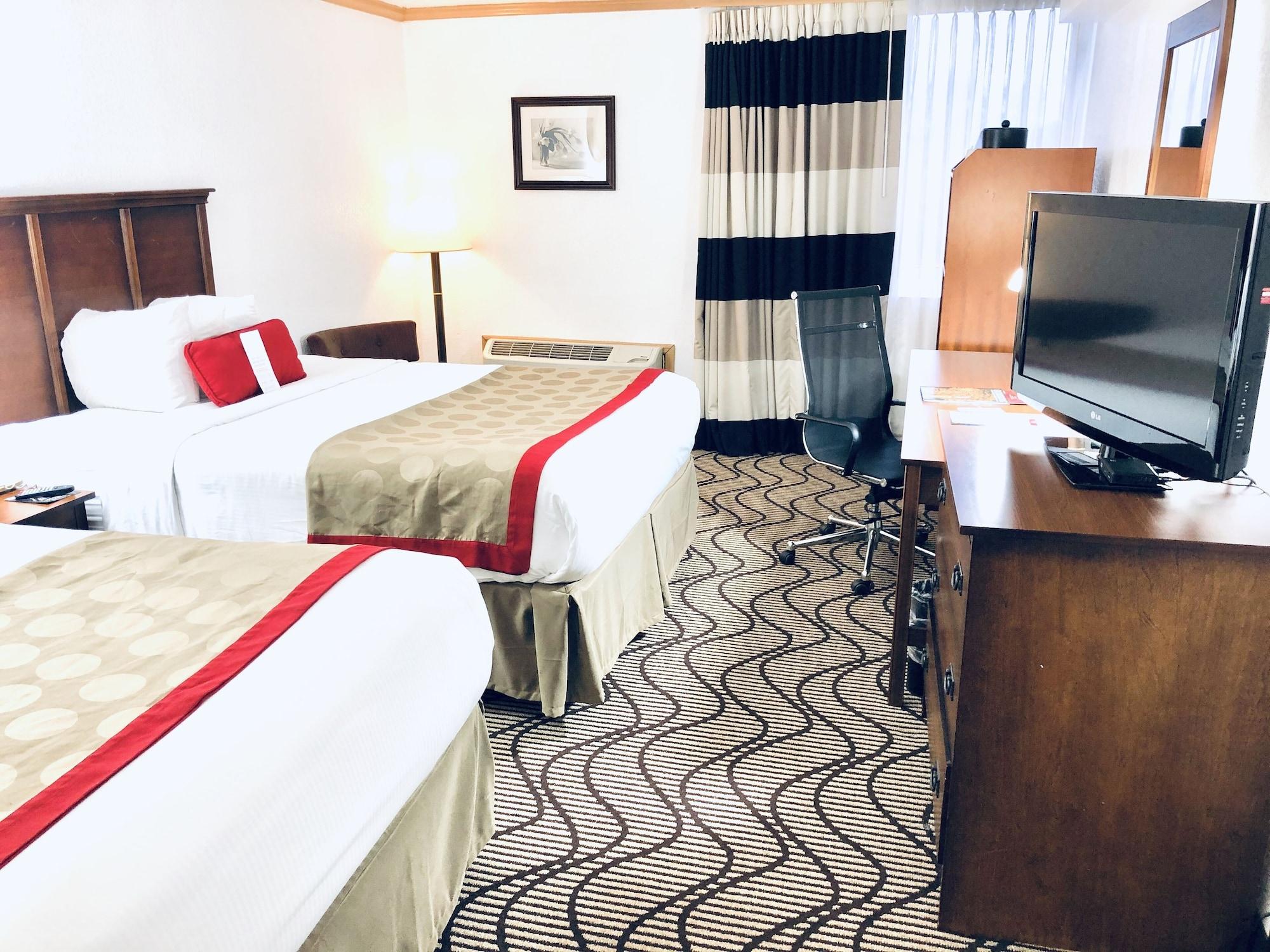 Ramada By Wyndham Birmingham Airport Hotel Exterior photo