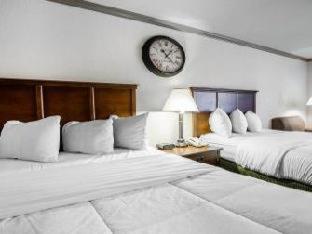 Ramada By Wyndham Birmingham Airport Hotel Room photo