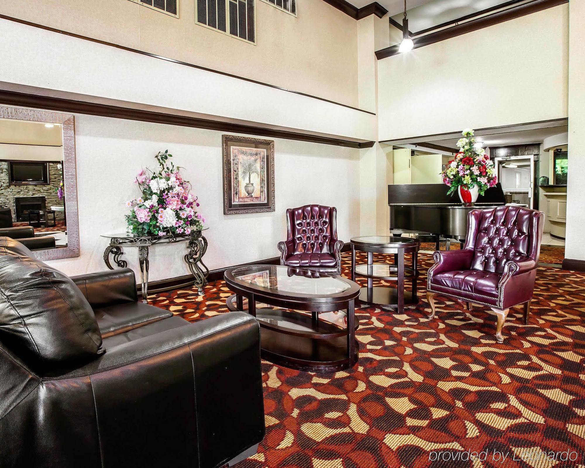 Ramada By Wyndham Birmingham Airport Hotel Exterior photo